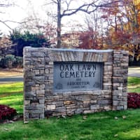 <p>Oak Lawn Cemetery in Fairfield will be the final resting place for actress Mary Tyler Moore.</p>