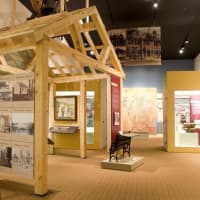 <p>The museum offers community educational programming, historical and artistic exhibitions.</p>