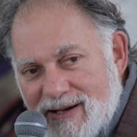 <p>Bernie Glassman, a Zen Buddhist who found Greystone Bakery in Yonkers, was honored for the organization&#x27;s social innovations in Wellesley, Mass., on Thursday.</p>