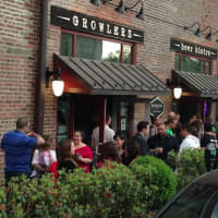 <p>Growlers Beer Bistro will host &quot;Gold Medal Night&quot; with top craft beers from around the country available for consumers.</p>