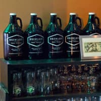 <p>Growlers Beer Bistro in Tuckahoe will host Gold Medal Night on Thursday, Oct. 15. </p>