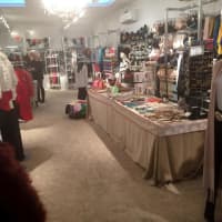 <p>Professional, friendly service epitomizes shopping at Helen Ainson.</p>