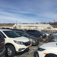 <p>Residents filled the Stop &amp; Shop on Route 44 to stock up before Stella.</p>