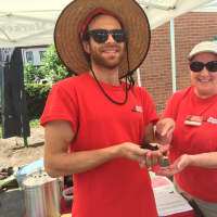 <p>Two volunteers from Cornell Cooperative Extension ready every Sunday at the market to give gardening advice to Piermont&#x27;s many gardeners!</p>