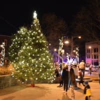 <p>It&#x27;s an old-fashioned Christmas in Danbury as the downtown trees are lit.</p>