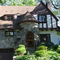 <p>This house at 211 Central Parkway in Mount Vernon is open for viewing this Sunday.</p>