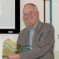 <p>Speaker Gus Speth received the Environmental Consortium&#x27;s Great Work Award.
</p>