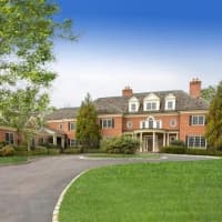 Bedford Home Offers Perfect Combination For Lifestyle, Entertaining