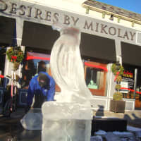 <p>The finished penguin ice sculpture outside Desires of Mikolay in Chappaqua.</p>