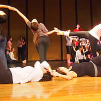 <p>Harrison High School students recently took part in a modern dance workshop with the Donofrio Dance Company of New York City. </p>