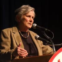 <p>Diane Ravitch was appointed by Bill Clinton&#x27;s Secretary of Education Richard Riley in 1997 and reappointed by him in 2001.</p>