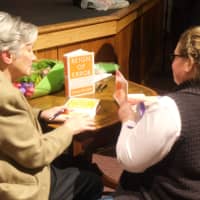 <p>Diane Ravitch signed copies of her book, &quot;Reign of Error&quot; after the lecture and Q&amp;A. </p>
