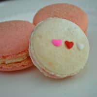<p>Smart Cookies is featuring a line of Valentine&#x27;s Day products among its gluten free baked goods.</p>