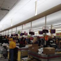 <p>Extra employees were called into Stop and Shop in advance of the storm.</p>