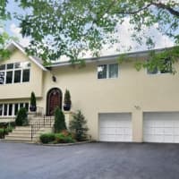 <p>This house at 8 Shoreview Cir. in Pelham is open for viewing this Sunday.</p>