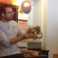 <p>Greg Wechgelaer led an interactive event on animal bones at the Greenburgh Nature Center on Sunday.</p>