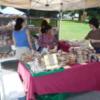 <p>The Down to Earth Farmers Market returns to  Tarrytown/Sleepy Hollow.</p>