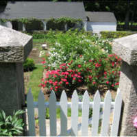 <p>The Weston Garden Club will be hosting a Garden Tour from 11 a.m. to 3 p.m. Saturday, June 14. </p>