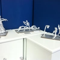 <p>Figurines made from aluminum foil were displayed at the exhibition.</p>