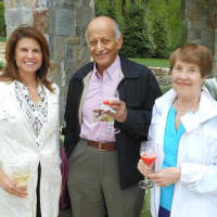 <p>Friends of Karens board President Pam Hervey with guests Frank and Karen Elmasry.</p>