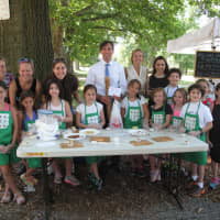 <p>The Beth El Day Camp Rockstars have been treating New Rochelle shoppers for weeks. </p>