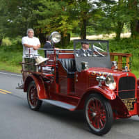 <p>A vintage South Salem firetruck rode in the parade.</p>