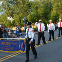 <p>Vista firefighters march in the South Salem parade.</p>