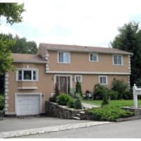 <p>This house at 1433 Pine Brook Court in Yorktown Heights is open for viewing on Sunday.
</p>