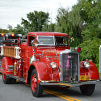 <p>A vintage Croton Falls firetruck in the Mahopac parade.</p>