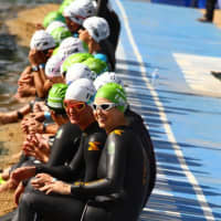 <p>Amy Dixon, right, of Greenwich, gets ready for the start of the race. </p>