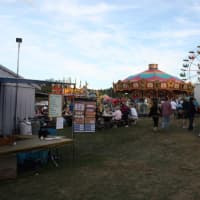<p>The fair featured live amusement and carnival rides. </p>
