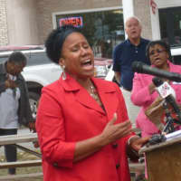 <p>Michele Layton singing the &quot;Star Spangled Banner&quot; at 9/11 ceremony at Jackie Robinson Park in Stamford.</p>