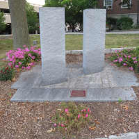 <p>The memorial for five fallen Mount Vernon residents. </p>