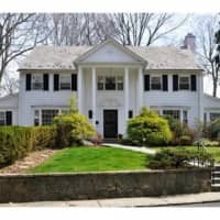 <p>This house at 50 Rhynas Drive in Mount Vernon is open for viewing on Sunday.</p>