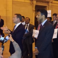 <p>Westchester County Executive Rob Astorino and Louisiana Gov. Bobby Jindal, center, at their joint press conference at Grand Central Station.</p>