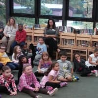 <p>Author Tad Hills visited the Pocantico Hills School library to share stories and paint illustrations. </p>