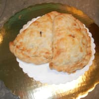 <p>Apple hand pies from Leisha&#x27;s are easy to hold in -- you guessed it -- one hand.</p>