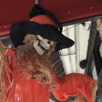 <p>The Halloween decorations are part of the Keeler Tavern Museum&#x27;s annual scarecrow contest.
</p>