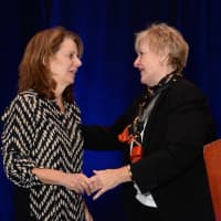 <p> Lin Crispinelli of Houlihan Lawrence, Somers and Diane Cummins, HGAR President.   Lin was honored with the Stephanie Crispinelli Humanitarian Award.
 </p>