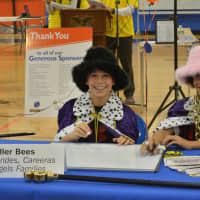 <p>Members of middle school team &quot;Killer Bees&quot; compete in flashy attire.</p>