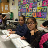 <p>Ardsley Middle School students now have access to Chromebooks. </p>