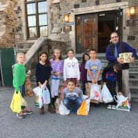 <p>Immaculate Heart Of Mary fourth-graders hold Thanksgiving fundraiser to raise money to help renovate Eastchester Community Action Program&#x27;s Center. </p>