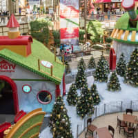 <p>The Santa HQ in the middle of the Danbury Fair Mall is sponsored by HGTV. </p>