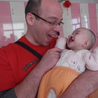 <p>Staff educator at Visiting Nurse Services in Westchester Dave Stanghellini leads a volunteer service trip in China.</p>