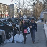 <p>The sidewalks are clear for shoppers on Greenwich Avenue. </p>