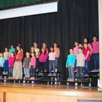 <p>Students performing at Anne Hutchinson School.</p>