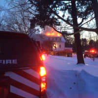 <p>Fairfield Fire Department Car 3 and Engine 4 arrive first at 33 Chester Place.</p>
