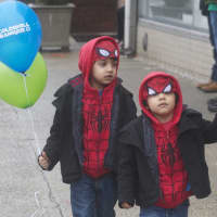<p>Caldwell banker made kids happy by handing out free balloons. </p>