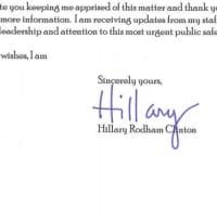 <p>Hillary Clinton&#x27;s signature in a letter to New Castle Supervisor Rob Greenstein about the town&#x27;s effort to address safety at the existing railroad grade crossing in Chappaqua.</p>
