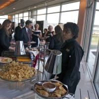 <p>Guests enjoyed plenty of dinner choices.</p>
